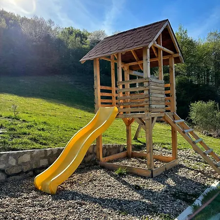 Sumski Kutak Alpesi faház *